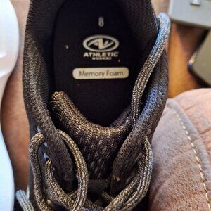 Athletic works tennis shoes